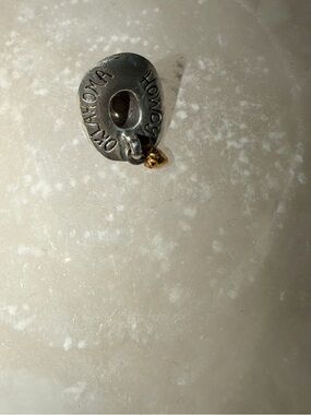 Brighton - Cowboy hat charm that says “HOWDY OKLAHOMA”